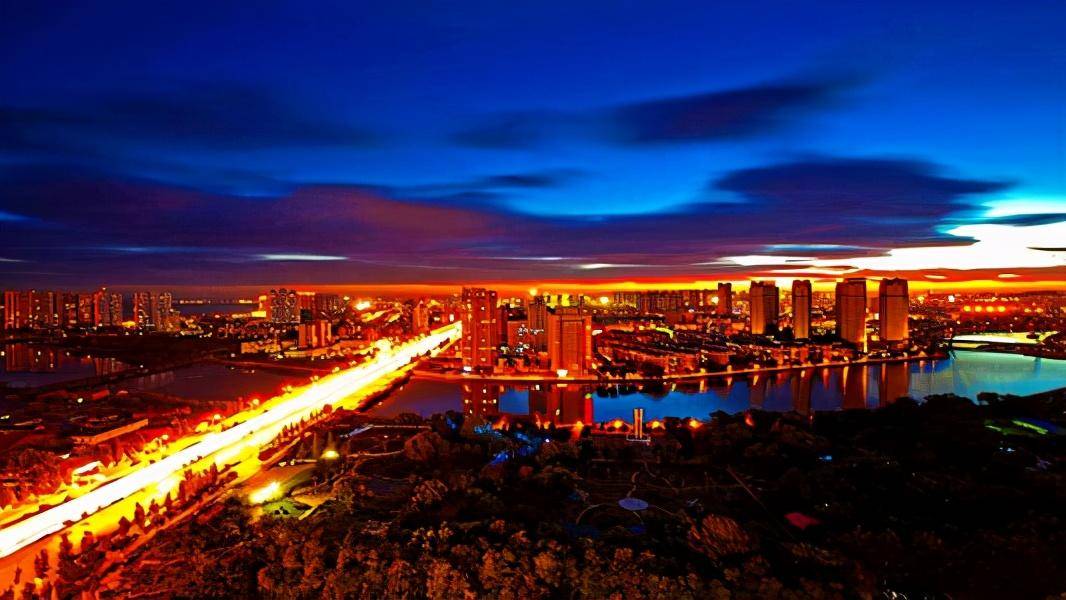 唐山秘境,探寻味蕾唤醒的巷弄小店